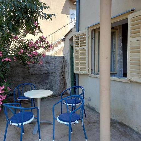 Villa Kuca Za Odmor Ljubica Šibenik Esterno foto